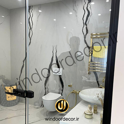 داخل حمام شیشه ای