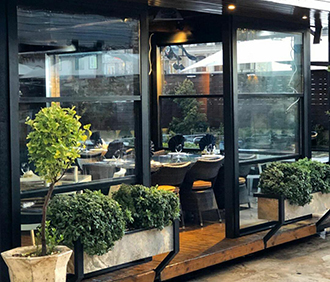 پنجره گیوتینی